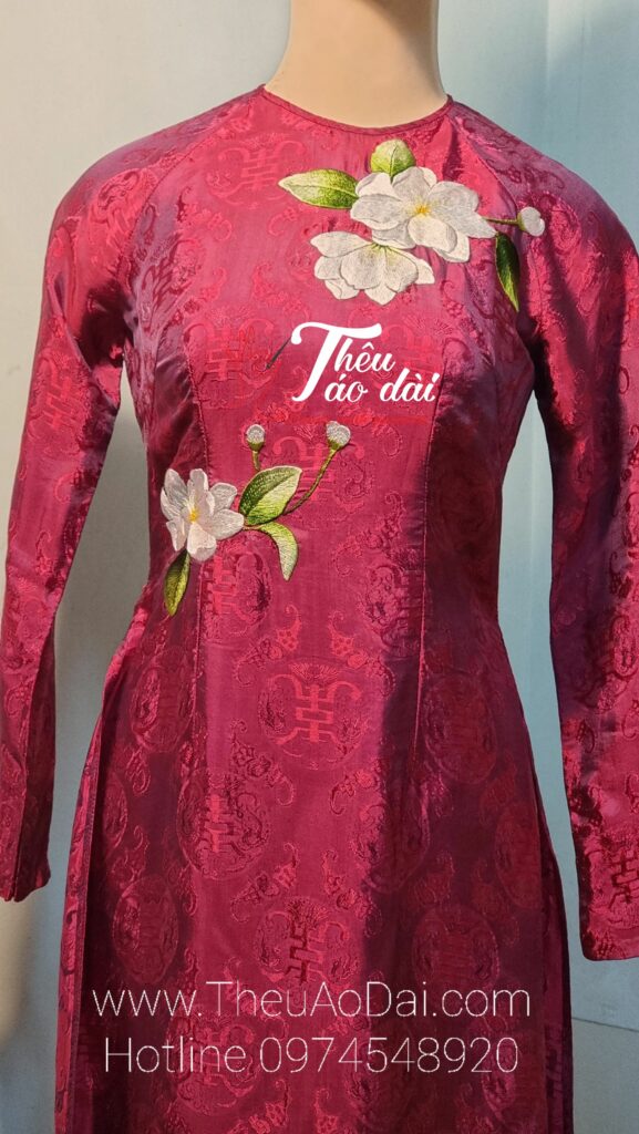 Ao-dai-vai-nhung-hoa-tra-3-577x1024 Áo dài thêu tay hoa trà - Mẫu 2 