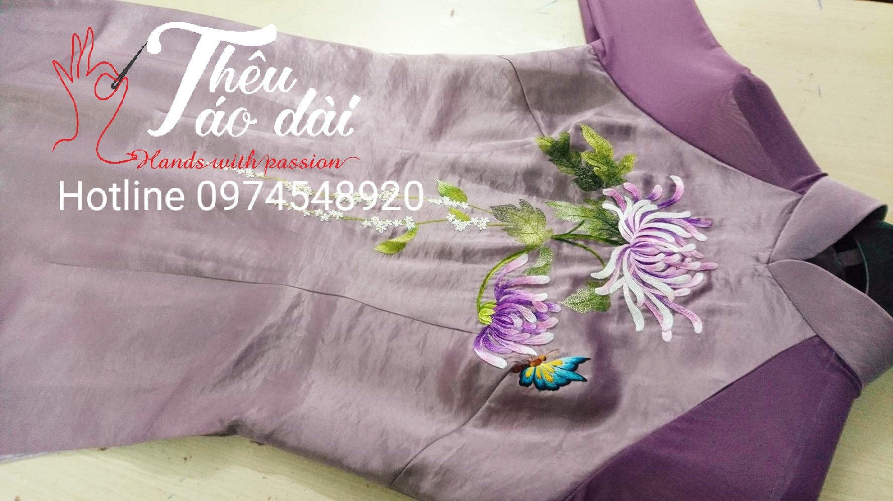 555043452_1265111468962044_5359644708280769307_n-1 Áo Dài Thêu Hoa Cúc: Nét Đẹp Tinh Hoa Văn Hóa Việt Sản xuất 555043452_1265111468962044_5359644708280769307_n-1 Áo Dài Thêu Hoa Cúc: Nét Đẹp Tinh Hoa Văn Hóa Việt Sản xuất